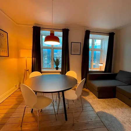 Διαμέρισμα Comfortable 2 Bedroom Getaway